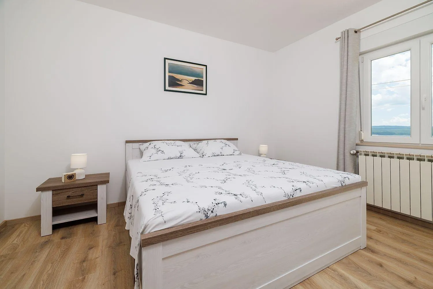 Charmantes Apartment Nur 600 Meter Zum Strand Mit Meerblick, Holzkohlegrill, Wifi Dramalj 0*,
